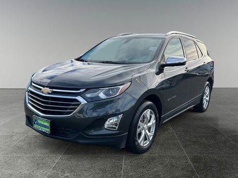 Used 2019 Chevrolet Equinox Premier w/ LPO, Cargo Package AWD/4WD image 3