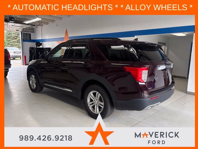 Used 2022 Ford Explorer XLT w/ Equipment Group 202A AWD/4WD image 7