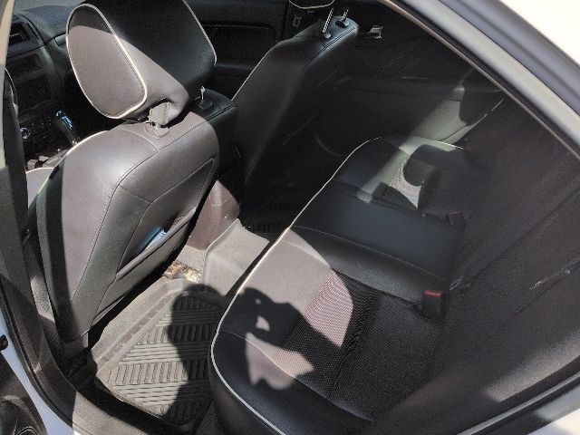 Used 2012 Ford Fusion SEL FWD image 8