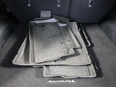 Used 2022 Hyundai Santa Fe Limited AWD/4WD image 44