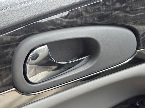 Used 2014 Buick Enclave Convenience FWD image 10