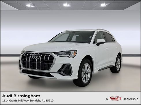 Used 2025 Audi Q3 2.0T Premium w/ Convenience Package AWD/4WD image 1