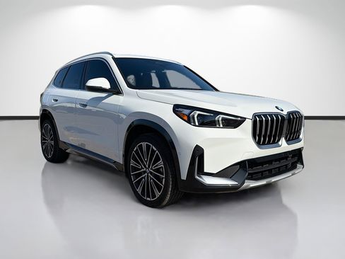 Used 2026 BMW X1 xDrive28i w/ Convenience Package image 1