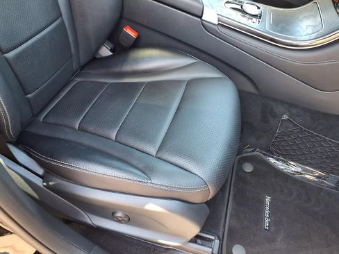 Used 2017 Mercedes-Benz GLC 300 image 18