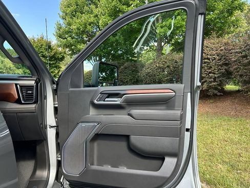New 2026 GMC Sierra 2500 Denali AWD/4WD image 61