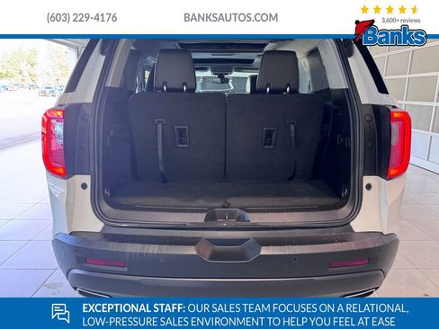 Certified 2023 GMC Acadia SLT w/ Elevation Edition image 7
