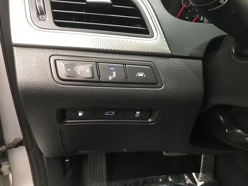 Used 2015 Hyundai Sonata Limited 2.0T image 25