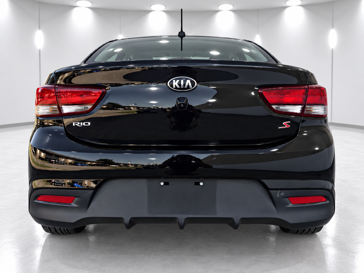 Used 2019 Kia Rio S FWD image 8