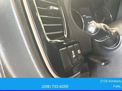 Used 2020 Mitsubishi Outlander SEL AWD/4WD image 27
