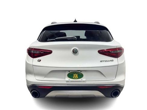 Used 2019 Alfa Romeo Stelvio Ti Sport w/ Quick Order Package 22S Sport image 2