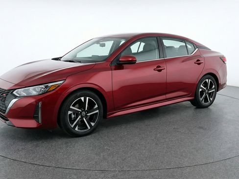Used 2025 Nissan Sentra SV FWD image 3