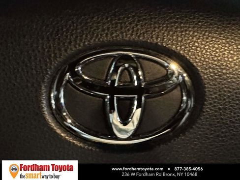 Used 2024 Toyota Highlander XSE AWD/4WD image 31