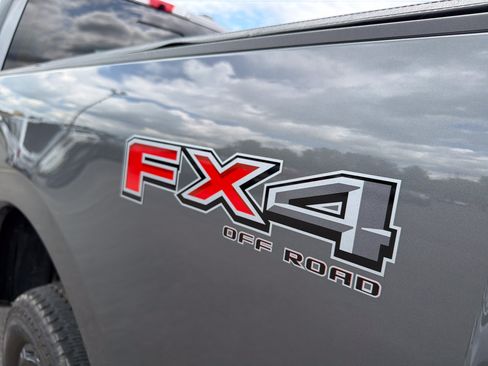 Used 2023 Ford F250 Lariat w/ Sport Appearance Package AWD/4WD image 8