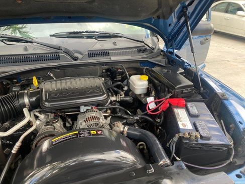 Used 2005 Dodge Dakota SLT image 26