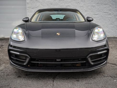 Used 2022 Porsche Panamera Platinum Edition image 4