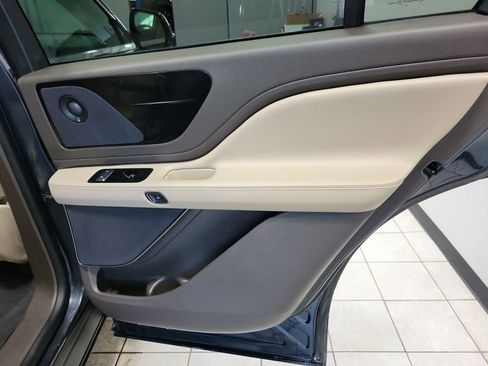 Used 2024 Lincoln Aviator Reserve w/ Elements Package Plus image 21