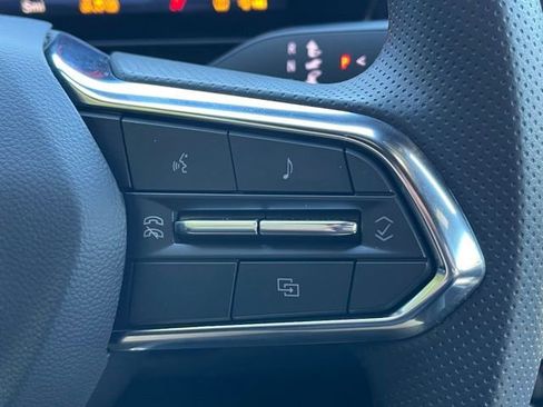 New 2026 Chevrolet Equinox EV LT image 7