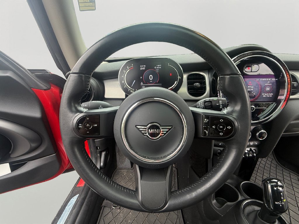 Used 2023 MINI Cooper 2-Door Hardtop FWD image 12