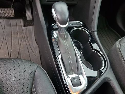 Used 2023 Buick Encore GX Essence w/ Experience Buick Package FWD image 15