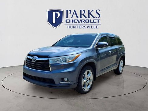 Used 2015 Toyota Highlander Limited Platinum AWD/4WD image 28