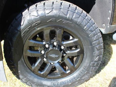 Used 2017 Chevrolet Silverado 2500 LTZ w/ Duramax Plus Package image 23