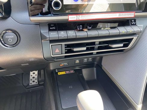New 2026 Toyota Camry SE image 25