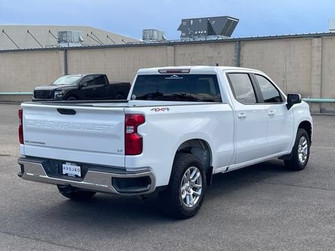 Used 2020 Chevrolet Silverado 1500 LT w/ Convenience Package AWD/4WD image 3