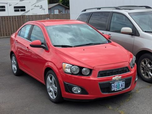 Used 2015 Chevrolet Sonic LTZ FWD image 12