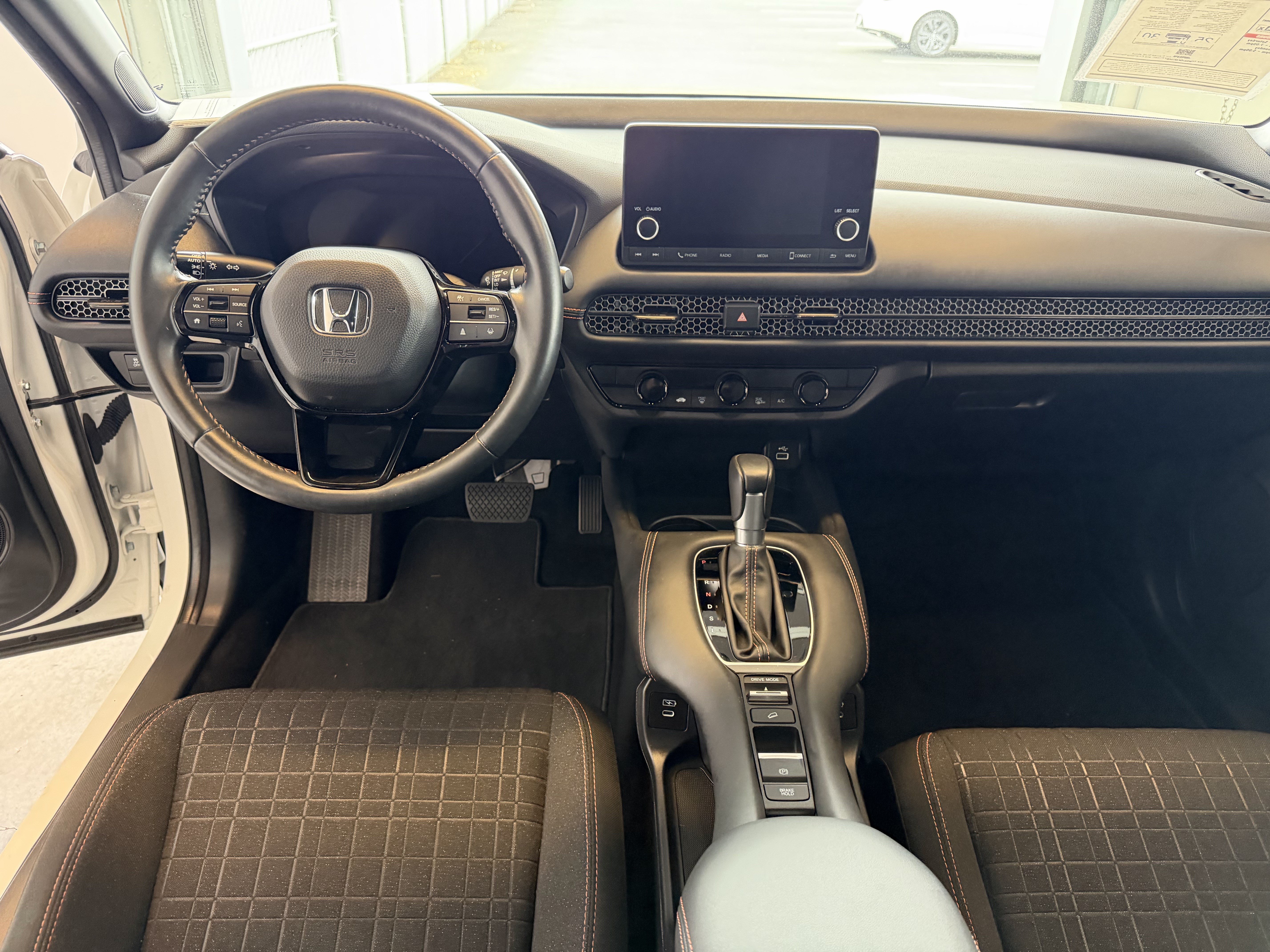 Used 2024 Honda HR-V Sport image 10