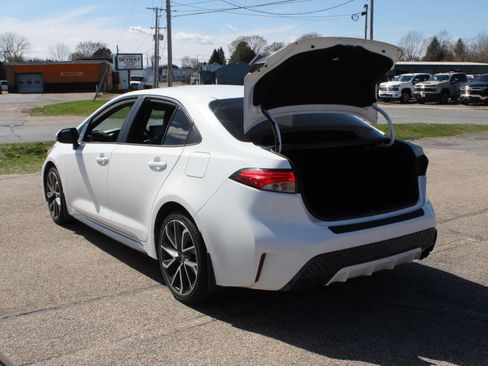 Used 2020 Toyota Corolla XSE FWD image 7