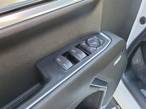 Certified 2022 GMC Sierra 1500 SLT w/ SLT Premium Plus Package image 22