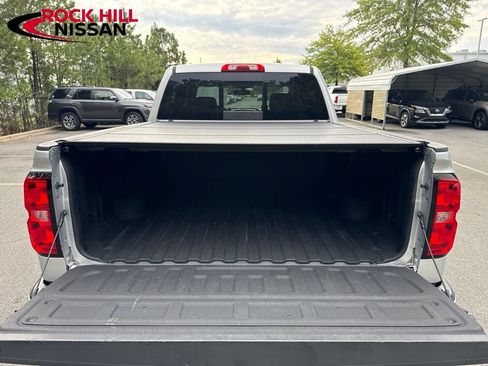 Used 2018 Chevrolet Silverado 1500 LT w/ All Star Edition AWD/4WD image 28