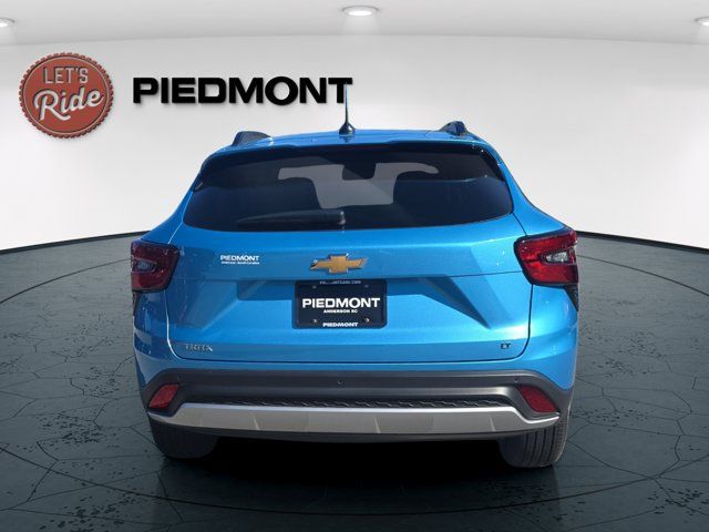 Used 2026 Chevrolet Trax LT w/ Driver Confidence Package FWD image 6