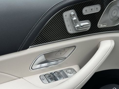 New 2026 Mercedes-Benz GLS 63 AMG 4MATIC image 12