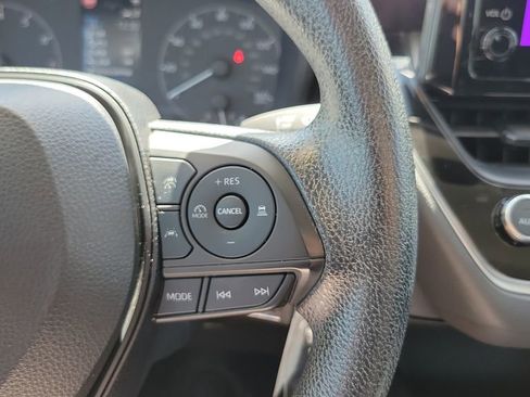 Certified 2023 Toyota Corolla LE image 34