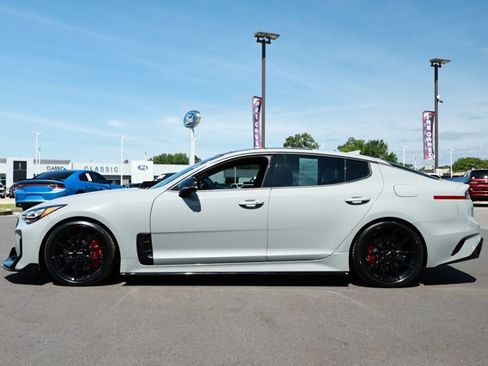 Used 2023 Kia Stinger GT2 w/ Option Group 015 RWD image 10