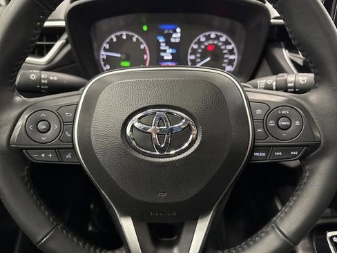 Used 2024 Toyota Corolla Cross SE image 14