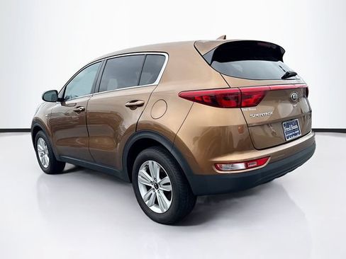 Used 2017 Kia Sportage LX AWD/4WD image 8