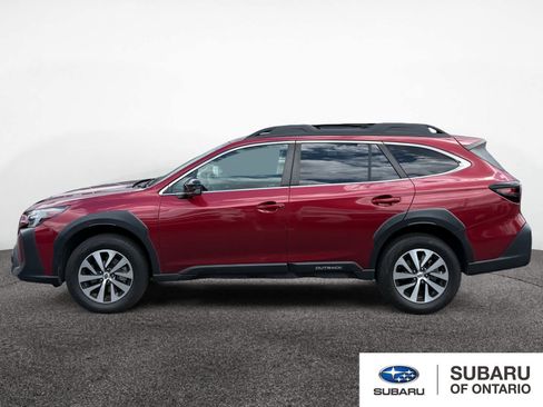 Used 2024 Subaru Outback Premium AWD/4WD image 8