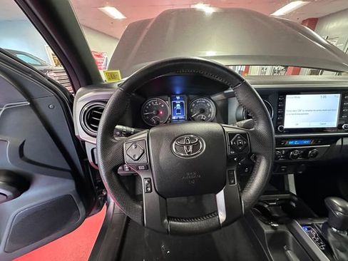 Certified 2021 Toyota Tacoma TRD Off-Road w/ TRD Premium Off Road Package image 18