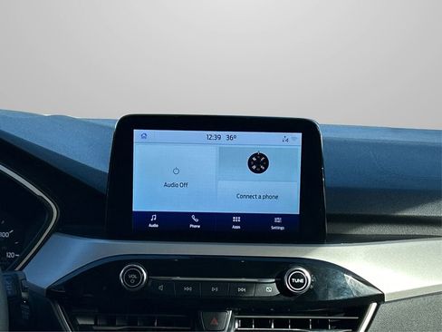 Used 2020 Ford Escape SE image 15