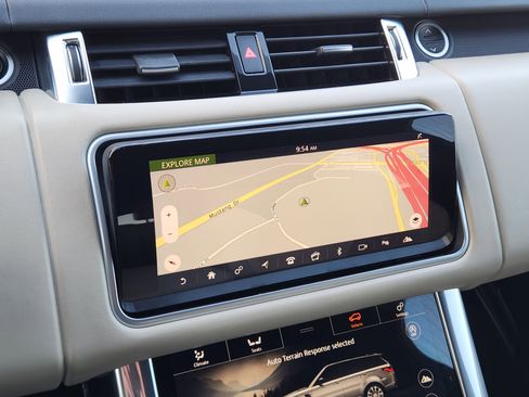 Used 2018 Land Rover Range Rover Sport Supercharged image 16