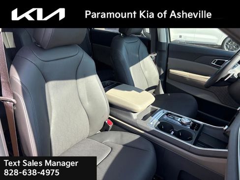 New 2026 Kia Carnival SX image 21