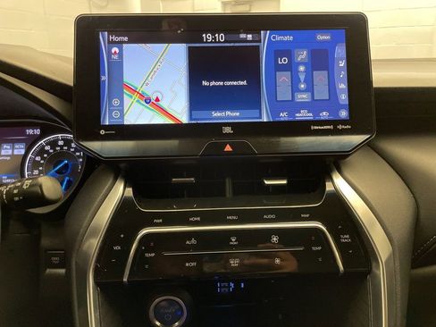 Used 2021 Toyota Venza Limited w/ Advanced Technology Package image 22