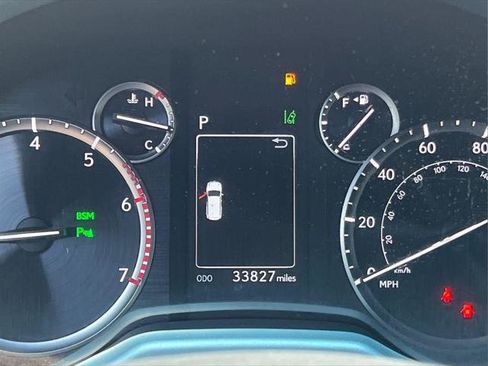 Certified 2023 Lexus GX 460 Premium w/ Premium Package AWD/4WD image 25