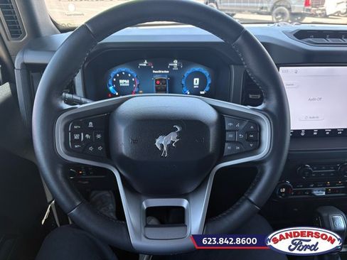 Used 2026 Ford Bronco Badlands AWD/4WD image 13