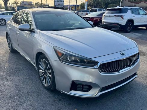 Used 2017 Kia Cadenza Technology FWD image 13