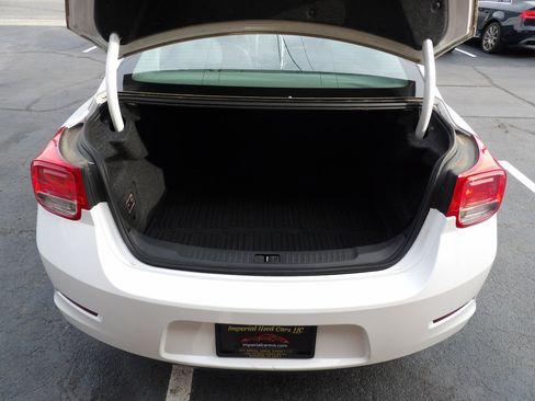 Used 2015 Chevrolet Malibu LT w/ Power Convenience Package image 26