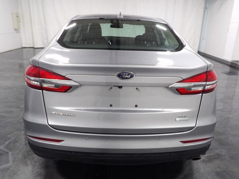 Used 2020 Ford Fusion SE image 5