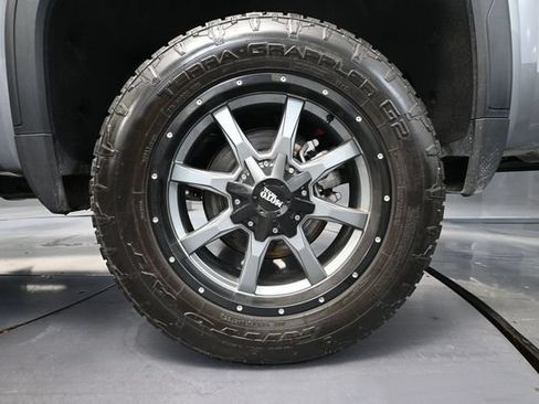 Used 2020 GMC Sierra 1500 AT4 w/ AT4 Premium Package AWD/4WD image 16